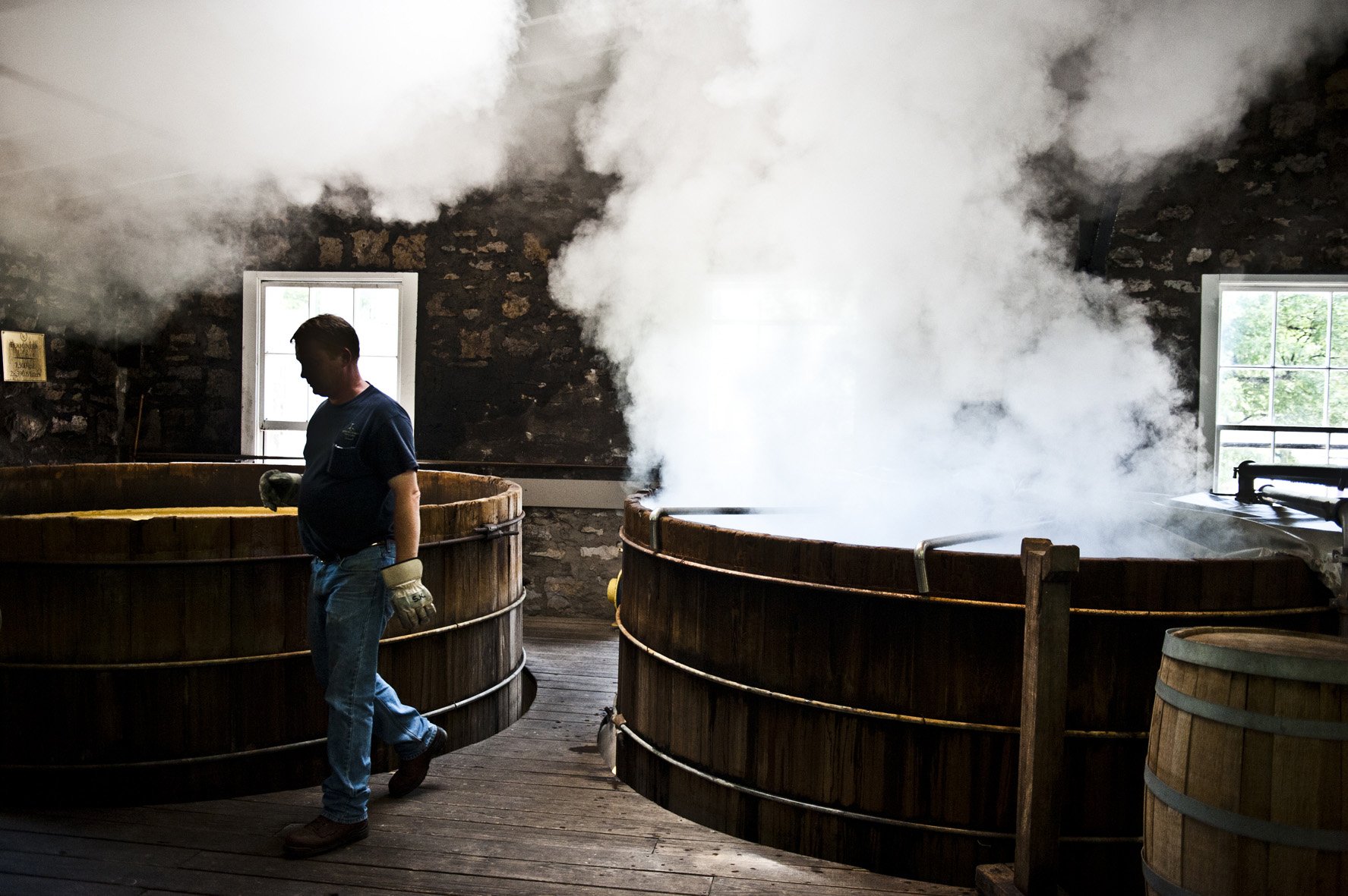 Amazon.co.jp: ウッドフォードリザーブ ダブルオークド バーボン